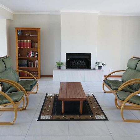 Cape Oasis Guesthouse Bloubergstrand Εξωτερικό φωτογραφία