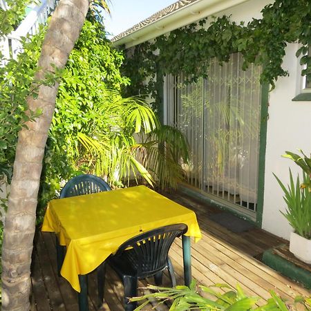 Cape Oasis Guesthouse Bloubergstrand Εξωτερικό φωτογραφία